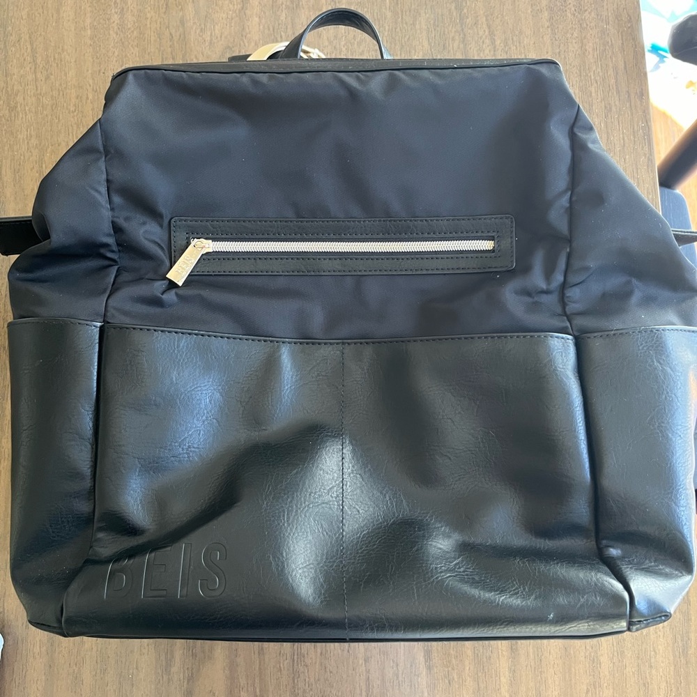 COPY - Beis "The Backpack" Diaper bag in Black